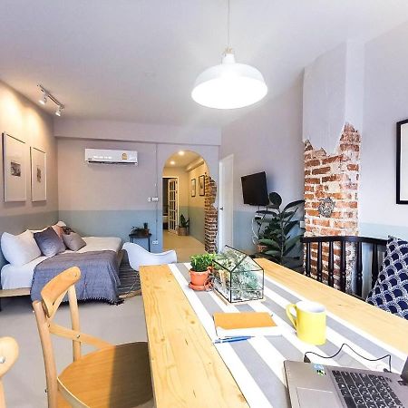 Phuket Snoozy Guesthouse מראה חיצוני תמונה