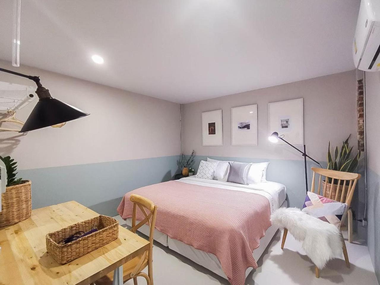 Phuket Snoozy Guesthouse מראה חיצוני תמונה