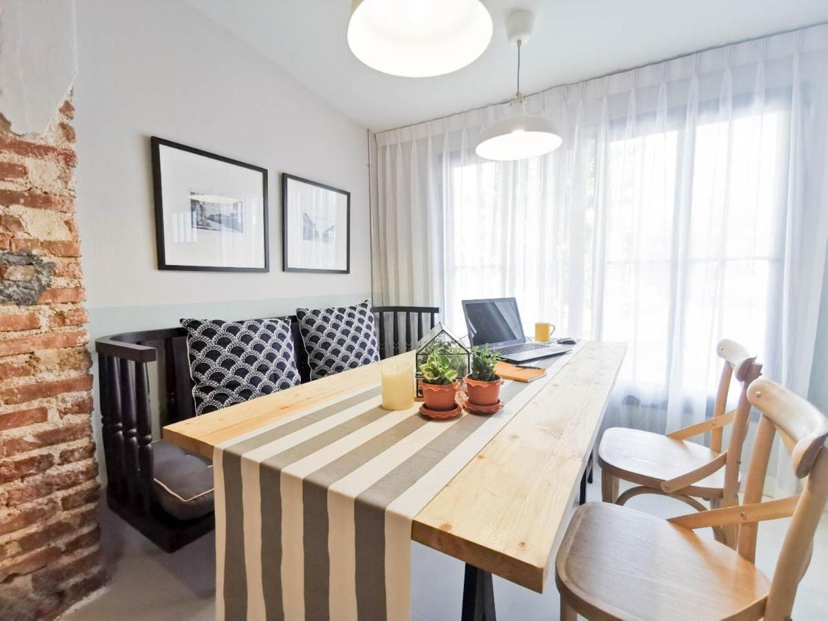 Phuket Snoozy Guesthouse מראה חיצוני תמונה