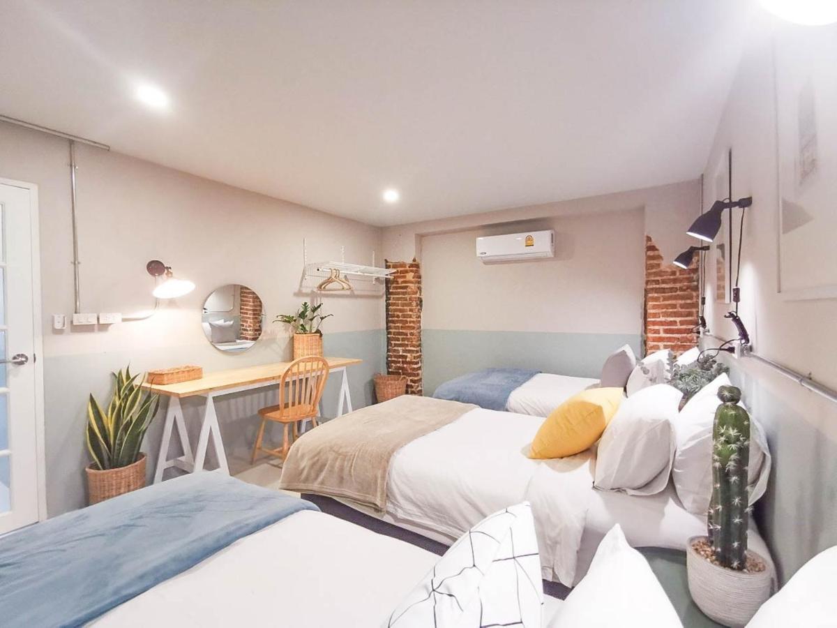 Phuket Snoozy Guesthouse מראה חיצוני תמונה