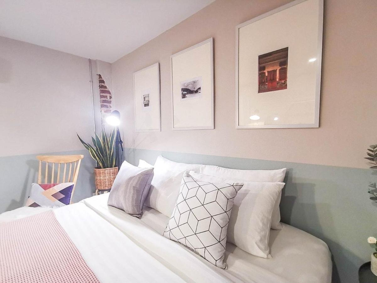 Phuket Snoozy Guesthouse מראה חיצוני תמונה