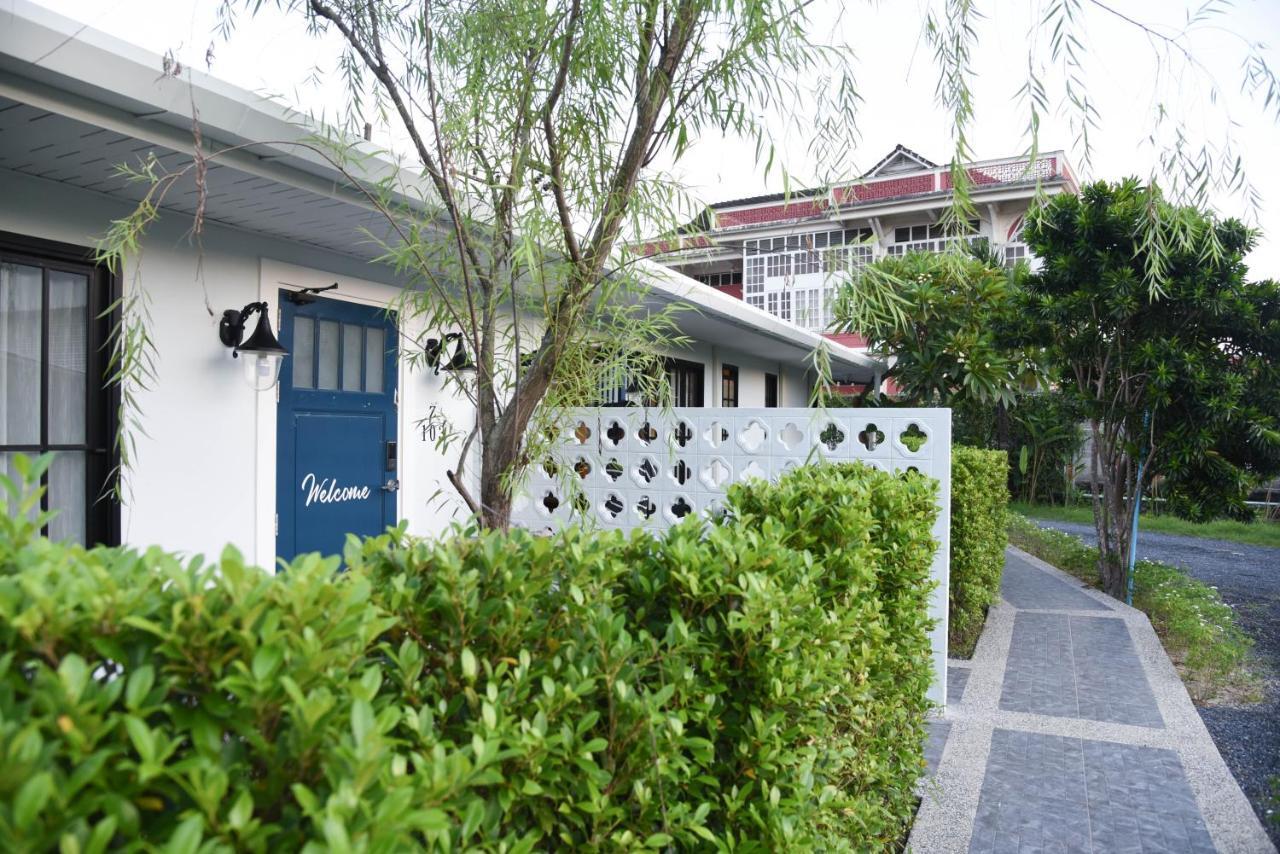 Phuket Snoozy Guesthouse מראה חיצוני תמונה